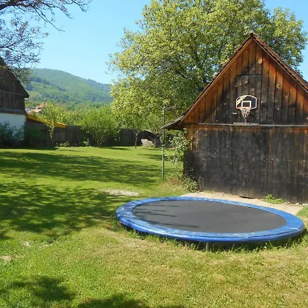 Casa Rudi & Ella Guest house 3*