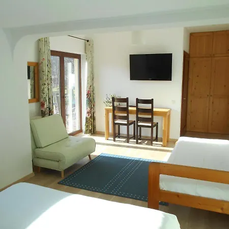 Guest house Casa Rudi & Ella 3*